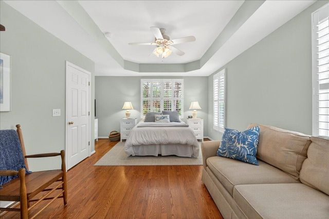 1881 Palmetto Isle Drive, Mount Pleasant, SC 29466