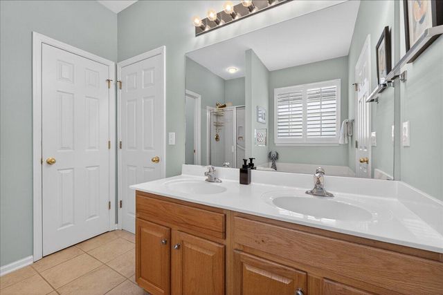 1881 Palmetto Isle Drive, Mount Pleasant, SC 29466