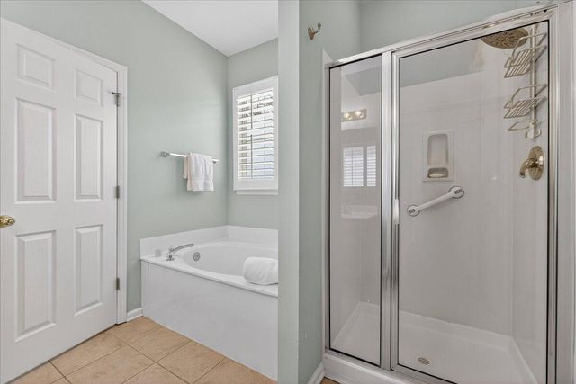 1881 Palmetto Isle Drive, Mount Pleasant, SC 29466