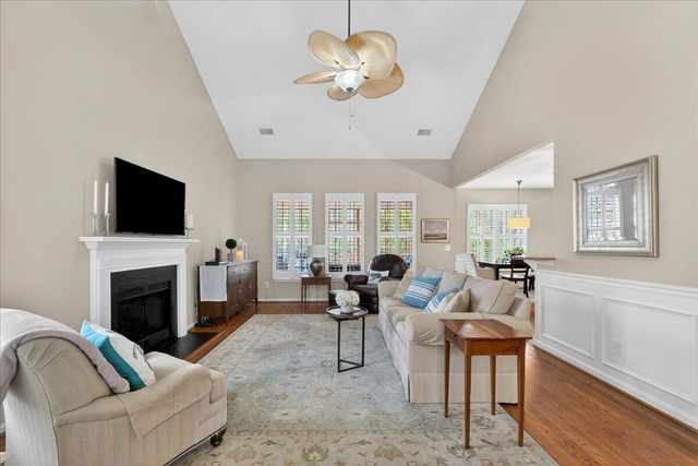 1881 Palmetto Isle Drive, Mount Pleasant, SC 29466