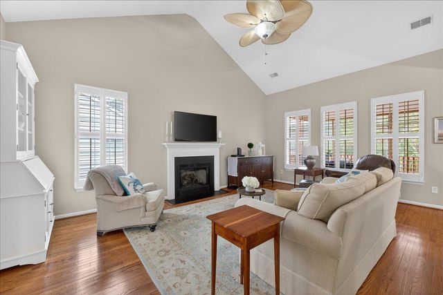 1881 Palmetto Isle Drive, Mount Pleasant, SC 29466