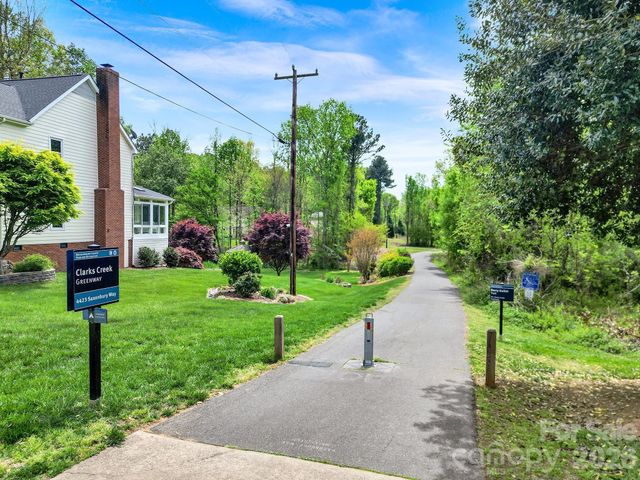 4518 Appley Mead Lane, Charlotte, NC 28269