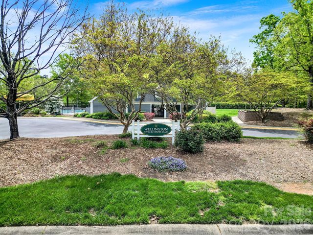 4518 Appley Mead Lane, Charlotte, NC 28269