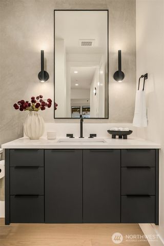 11216 NE 103rd Place, Kirkland, WA 98033