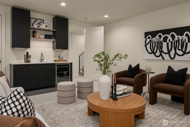 11216 NE 103rd Place, Kirkland, WA 98033