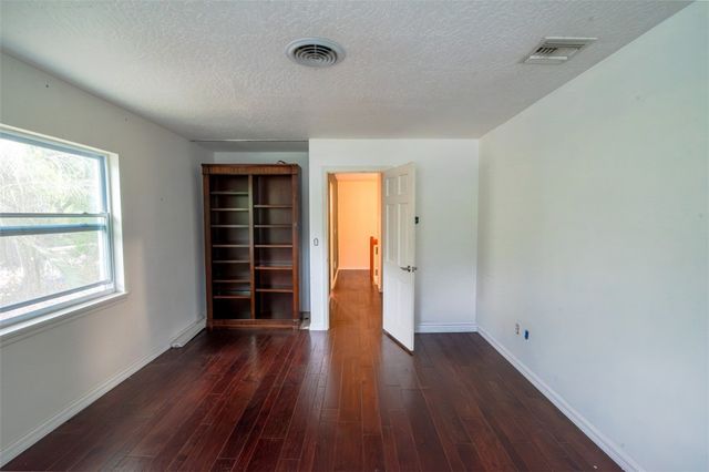 1126 21st Court, Vero Beach, FL 32960