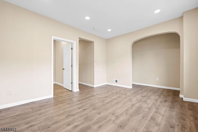 278 Wainwright St, Newark City, NJ 07112