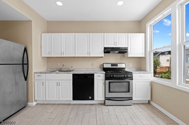 278 Wainwright St, Newark City, NJ 07112