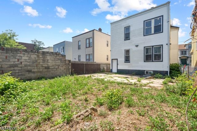 278 Wainwright St, Newark City, NJ 07112