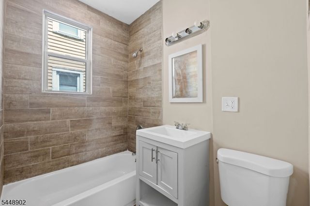 278 Wainwright St, Newark City, NJ 07112