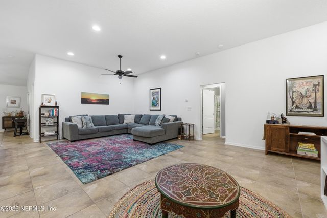 90 VESTAVIA Court, Jacksonville, FL 32081