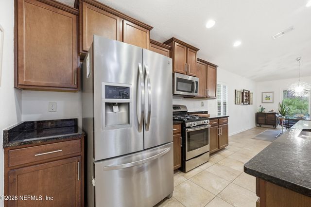 90 VESTAVIA Court, Jacksonville, FL 32081