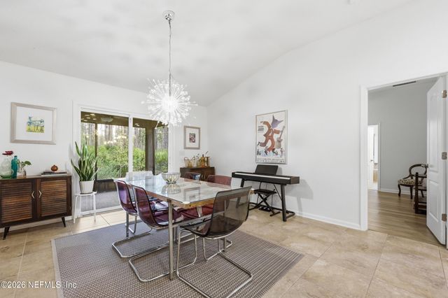 90 VESTAVIA Court, Jacksonville, FL 32081