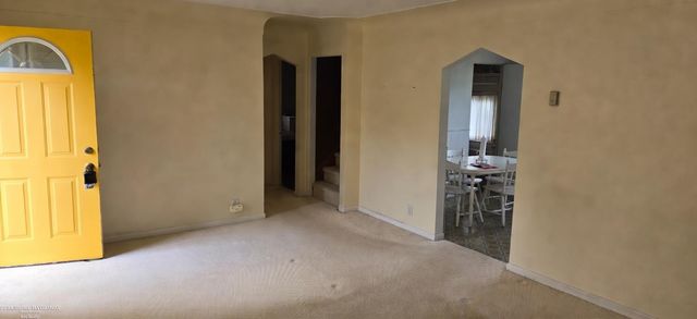 98 Shadywood Road, Rochester Hills, MI 48307