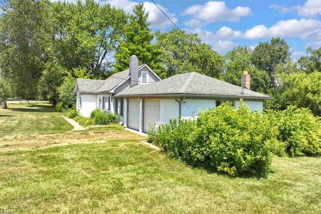 98 Shadywood Road, Rochester Hills, MI 48307