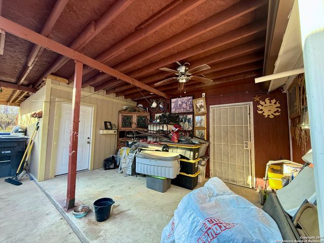 143 Los Arboles, San Antonio, TX 78214