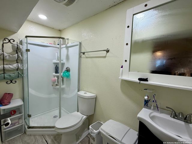 143 Los Arboles, San Antonio, TX 78214