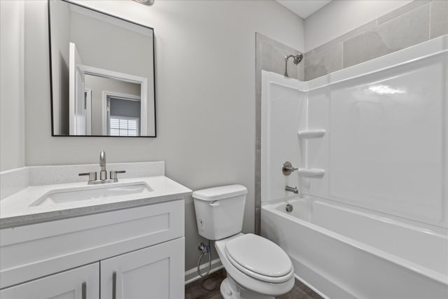 2688 Brewster Dr, Clarksville, TN 37042