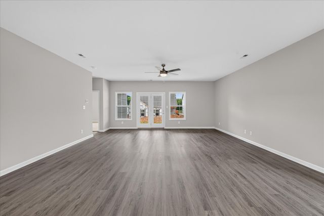 2688 Brewster Dr, Clarksville, TN 37042