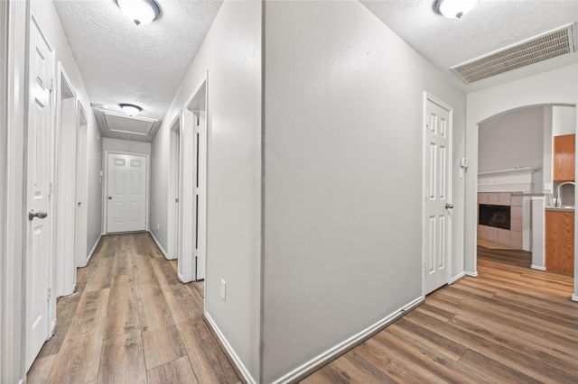 18499 Sunrise Pines Drive, Montgomery, TX 77316