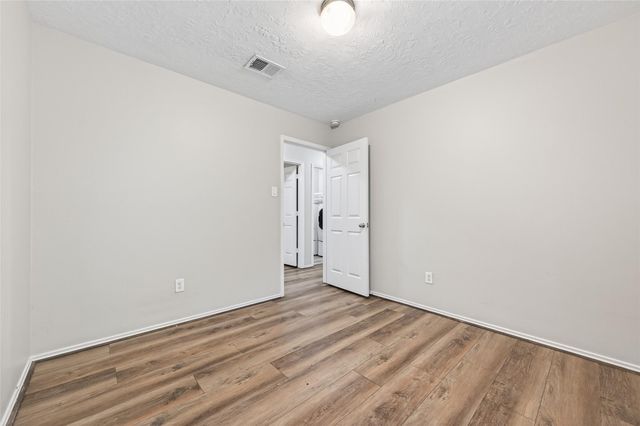 18499 Sunrise Pines Drive, Montgomery, TX 77316