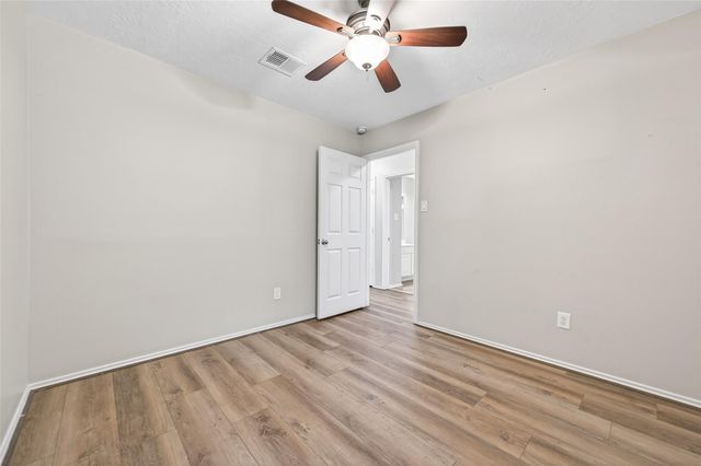 18499 Sunrise Pines Drive, Montgomery, TX 77316