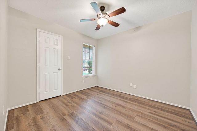 18499 Sunrise Pines Drive, Montgomery, TX 77316
