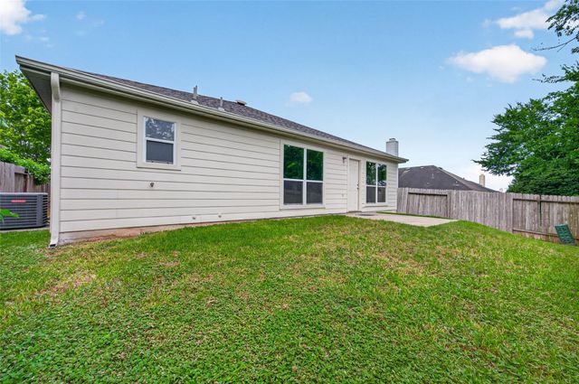 18499 Sunrise Pines Drive, Montgomery, TX 77316