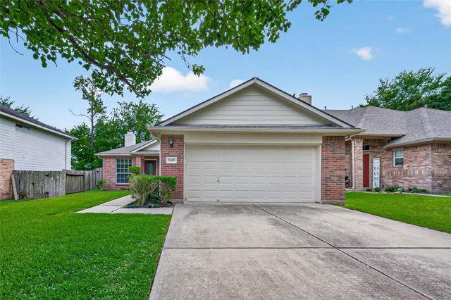 18499 Sunrise Pines Drive, Montgomery, TX 77316