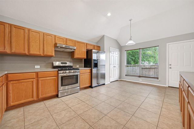 18499 Sunrise Pines Drive, Montgomery, TX 77316