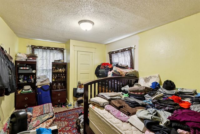 2126 University Avenue, Des Moines, IA 50311