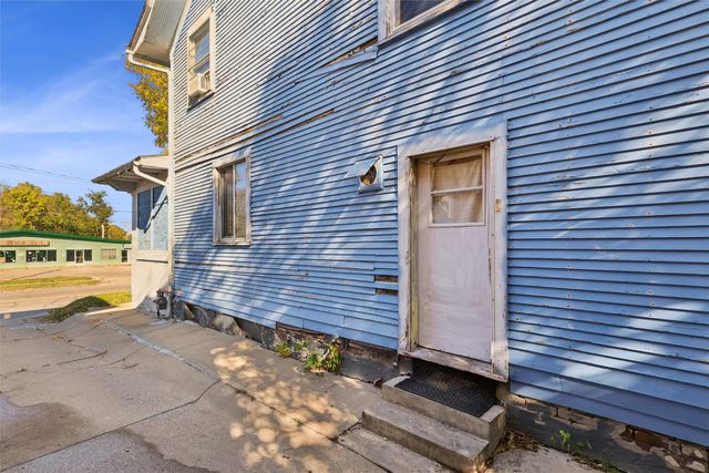 2126 University Avenue, Des Moines, IA 50311