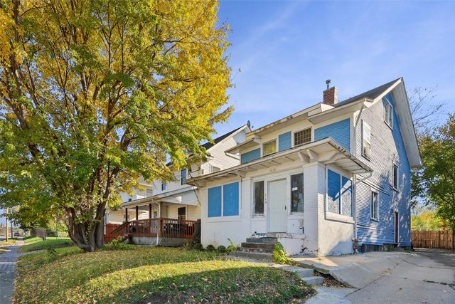 2126 University Avenue, Des Moines, IA 50311