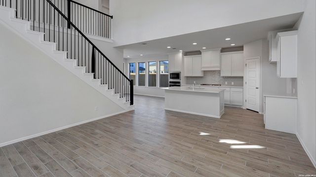 1529 Alsatian Avenue, San Antonio, TX 78253