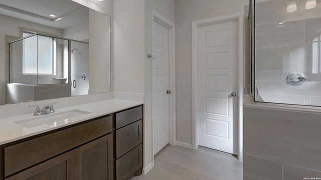 1529 Alsatian Avenue, San Antonio, TX 78253