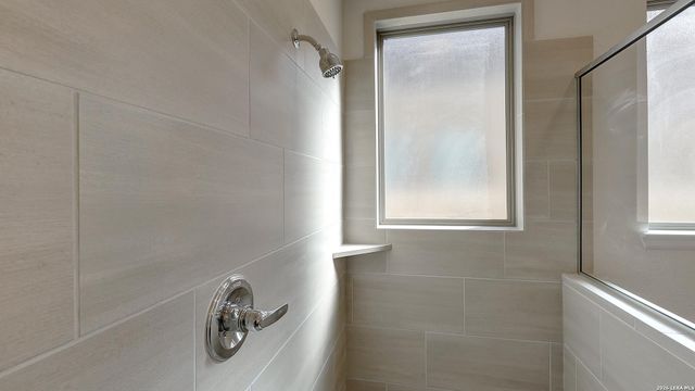 1529 Alsatian Avenue, San Antonio, TX 78253