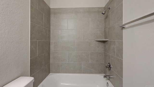 1529 Alsatian Avenue, San Antonio, TX 78253