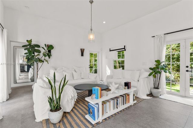 4108 Palmarito St, Coral Gables, FL 33146