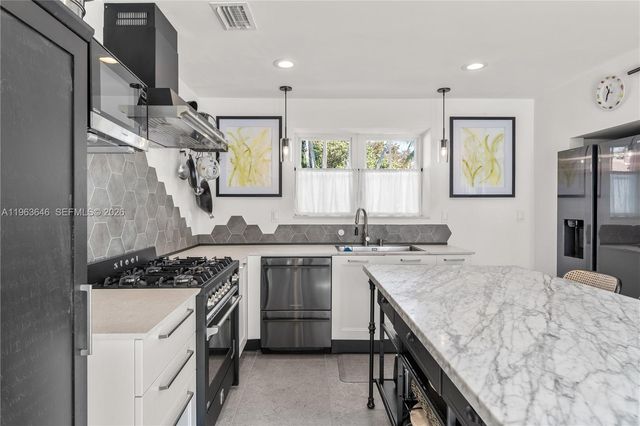 4108 Palmarito St, Coral Gables, FL 33146