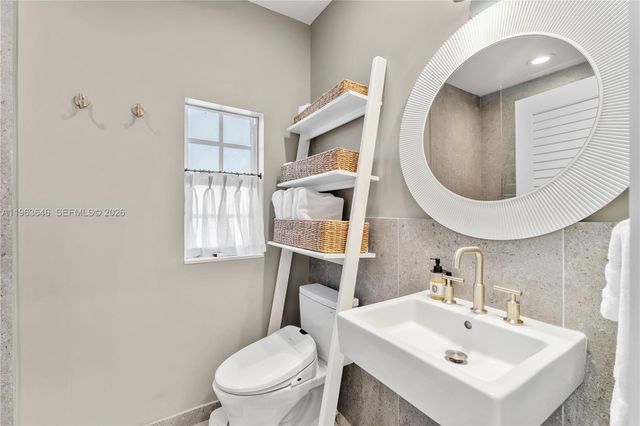 4108 Palmarito St, Coral Gables, FL 33146