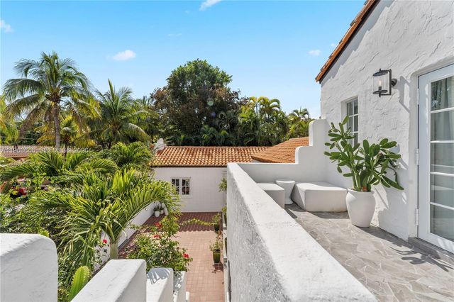 4108 Palmarito St, Coral Gables, FL 33146