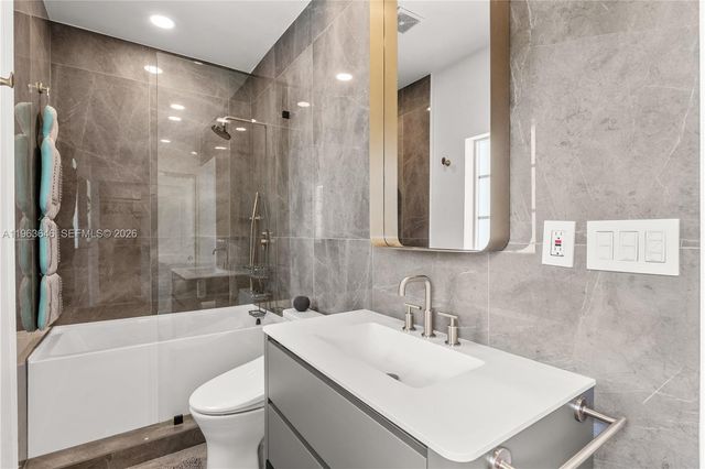 4108 Palmarito St, Coral Gables, FL 33146