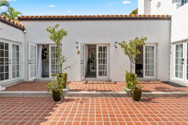 4108 Palmarito St, Coral Gables, FL 33146