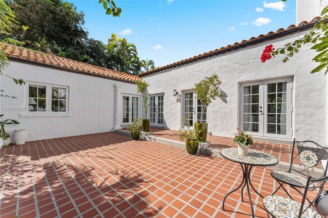 4108 Palmarito St, Coral Gables, FL 33146