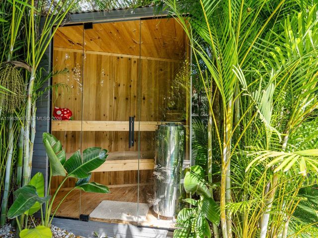 4108 Palmarito St, Coral Gables, FL 33146