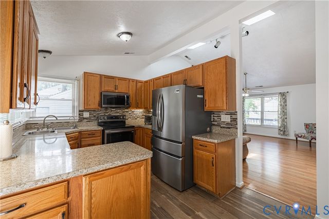 4957 Newross Ct, Henrico, VA 23228
