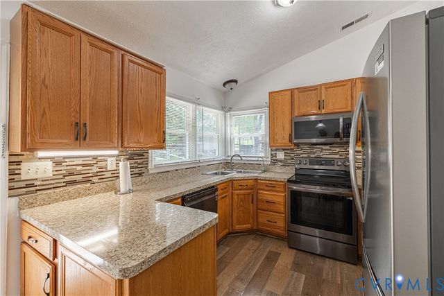 4957 Newross Ct, Henrico, VA 23228