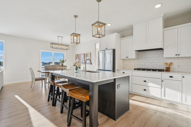 1197 Gretz Way, New Richmond, WI 54017