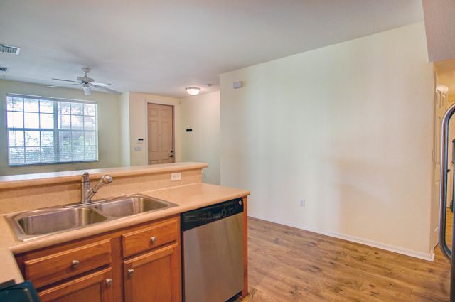 1020 E Longport Circle F2, Delray Beach, FL 33444