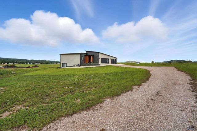 6420 ANDERSON RD, Summerset, SD 57718